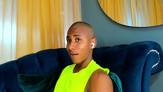 Snapshot of Ethan_Fox11 chatting on 03.18.25 Ethan Fox11 online show from 03.18.25