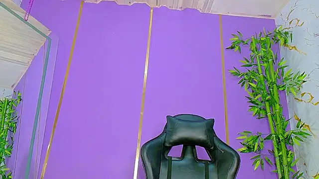 scarlet-jonesx online show from 10.31.25