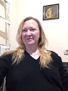 blondyaguar online show from 11.14.25