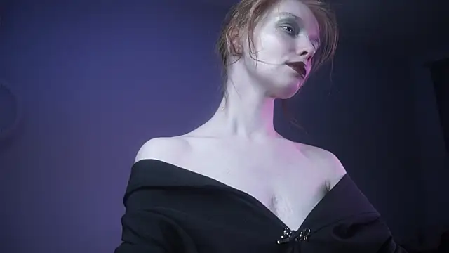 ginger hugs online show from 10.04.25