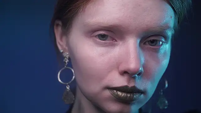 ginger hugs online show from 10.09.25