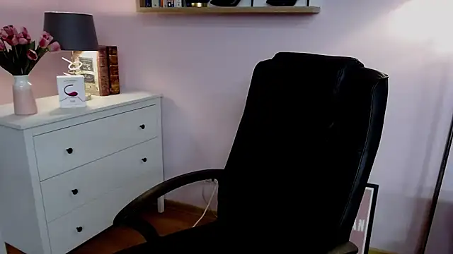 MadelineLust online show from 12.28.24