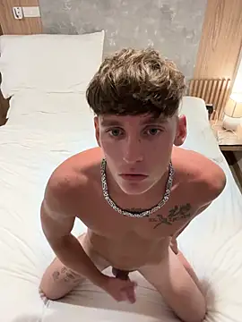 Snapshot of Hornyyoungstud123 chatting on 07.07.26 Hornyyoungstud123 online show from 07.07.26