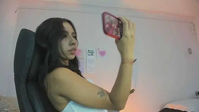 MissSussy online show from 01.28.25