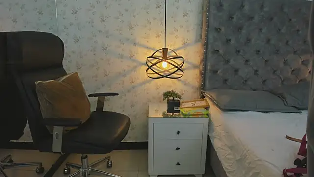 MissSussy online show from 11.10.25