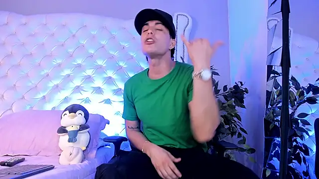 Karimferrer online show from 02.27.26