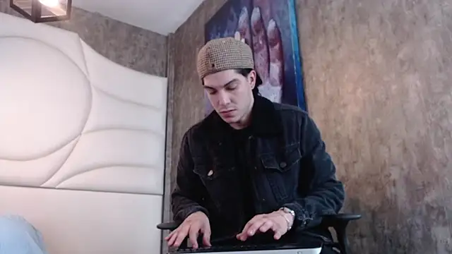 Karimferrer online show from 03.28.26