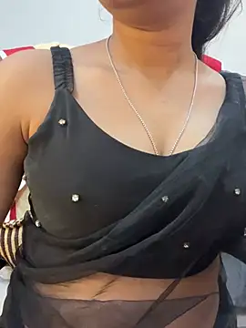 Spicy sari girl online show from 12.13.24