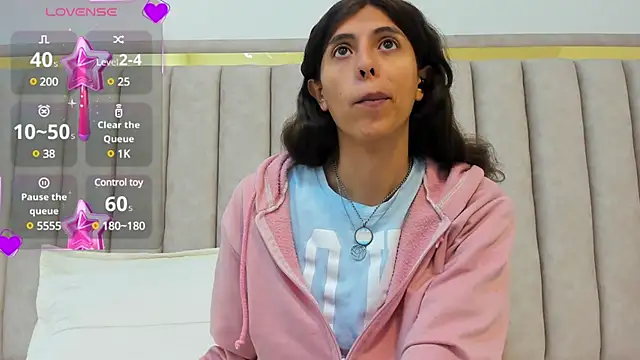 FreyaMoller online show from 01.25.25