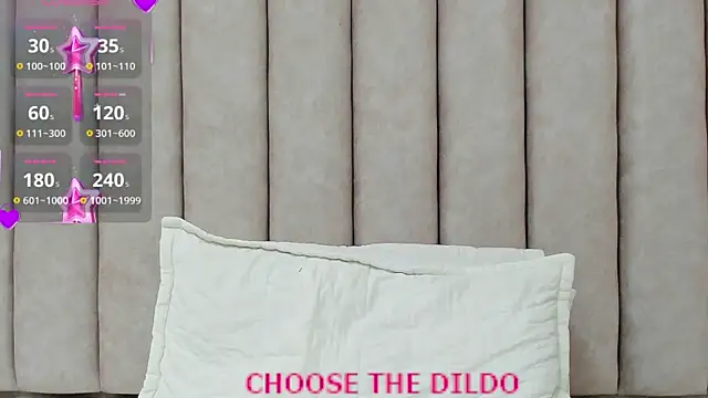 FreyaMoller online show from 09.12.25