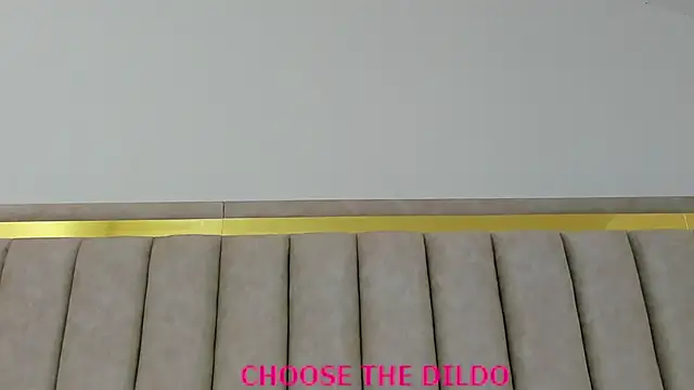 FreyaMoller online show from 09.23.25