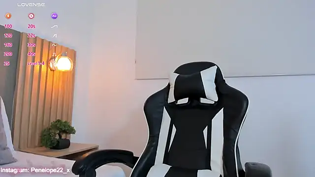 penelope22x  online show from 12.23.24