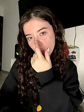 Kimi Ass online show from 11.25.25