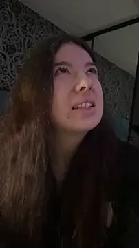 Kimi Ass online show from 05.18.26