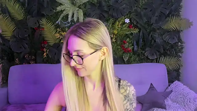 Horny Blond online show from 02.08.26