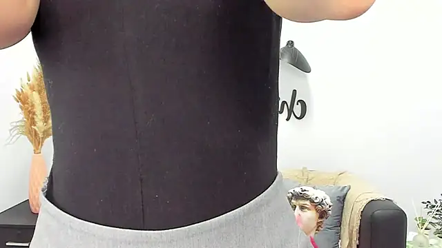 LolaWilsons online show from 02.07.25