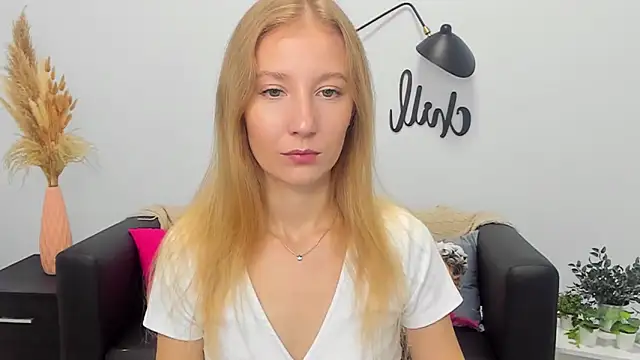 LolaWilsons online show from 09.19.25