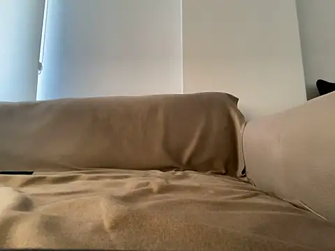 Snapshot of khaaleesiii chatting on 10.29.25 khaaleesiii online show from 10.29.25