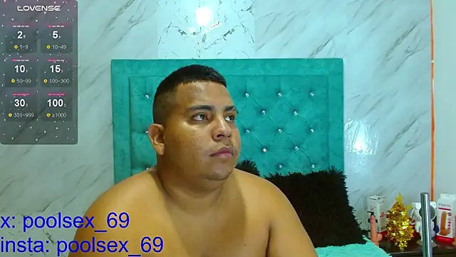 Snapshot of Poolsex_69 chatting on 12.27.24 Poolsex 69 online show from 12.27.24