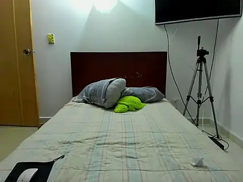 Chandler ken online show from 11.17.25