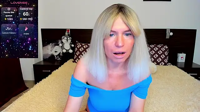 Hanna Becrett17 online show from 05.31.26