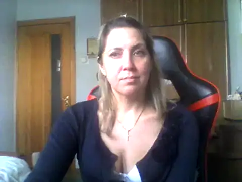 Snapshot of IrinaB1 chatting on 02.09.25 IrinaB1 online show from 02.09.25