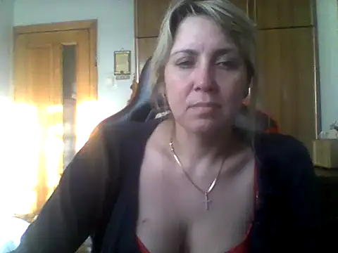 Snapshot of IrinaB1 chatting on 02.10.25 IrinaB1 online show from 02.10.25