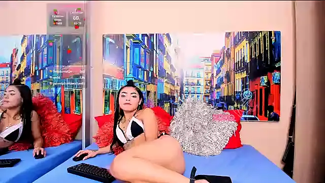 CristalLoren online show from 03.22.25