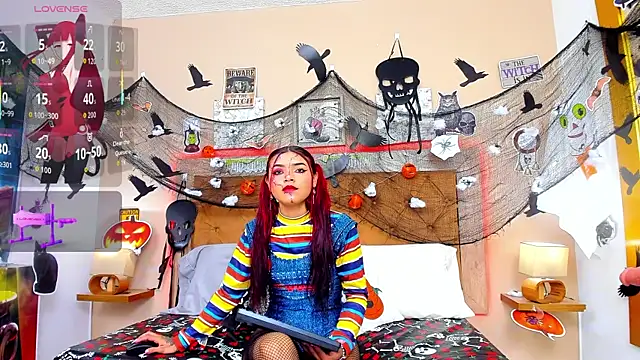 CristalLoren online show from 10.31.25