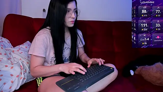 ohpetitemuse online show from 01.15.26