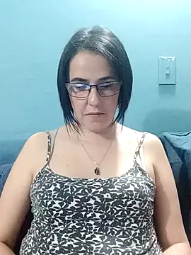 IsisBlake online show from 01.07.25