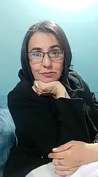 IsisBlake online show from 01.10.25