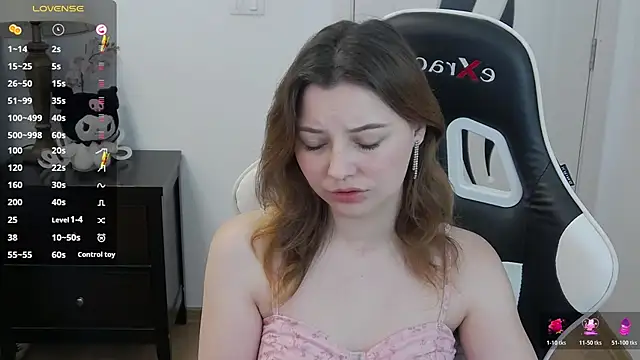 pretty little thing online show from 06.01.26