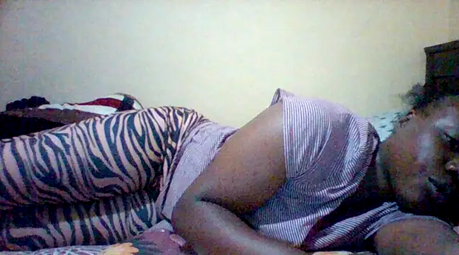 EBONYVANILLA02 online show from 02.26.25