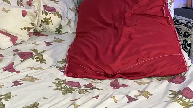 Snapshot of Stick_Twlx chatting on 12.21.24 Stick Twlx online show from 12.21.24