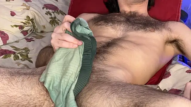 Snapshot of Stick_Twlx chatting on 12.21.24 Stick Twlx online show from 12.21.24