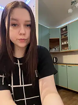 Marylallka5 online show from 01.13.25