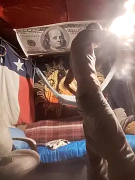 Gillygilly76 online show from 02.27.26