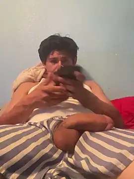 Snapshot of parTy20344 chatting on 11.08.25 parTy20344 online show from 11.08.25