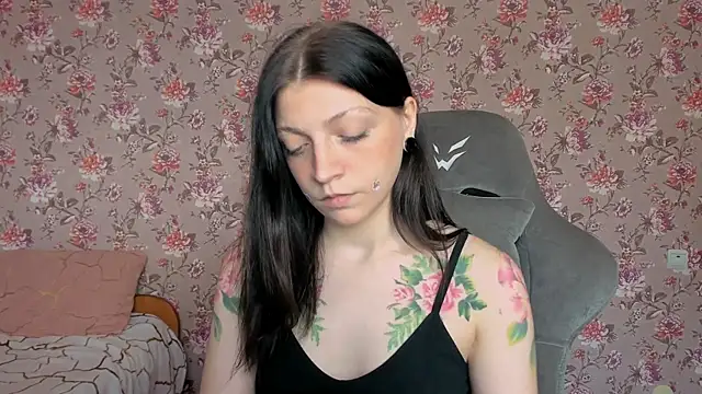 Lolly Haze online show from 05.12.26