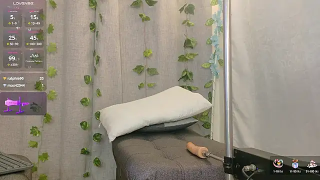 Iamkarlaa doll online show from 12.18.24