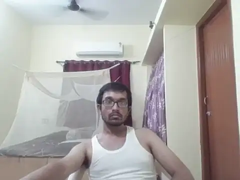 THE NAKED BOY online show from 11.04.25