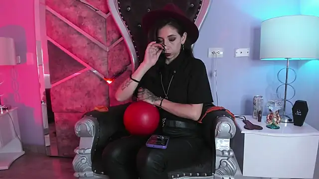 Snapshot of Teresajames_ chatting on 01.26.25 Teresajames online show from 01.26.25