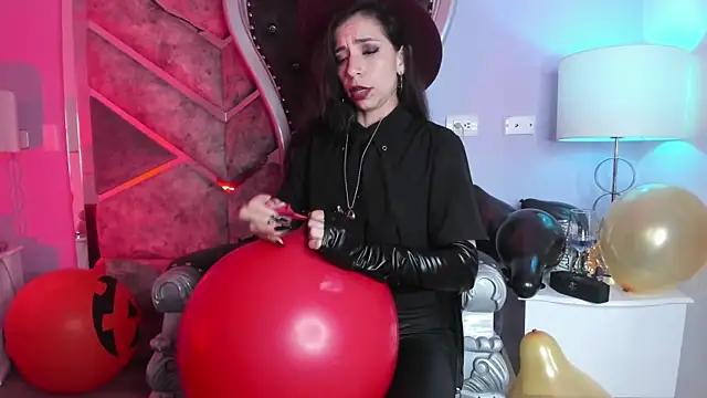 Snapshot of Teresajames_ chatting on 01.26.25 Teresajames online show from 01.26.25