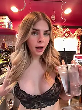 Snapshot of delicioussdixie chatting on 02.19.25 delicioussdixie online show from 02.19.25