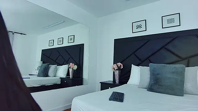 SophieCarther online show from 01.28.25