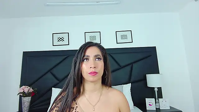 SophieCarther online show from 02.20.25