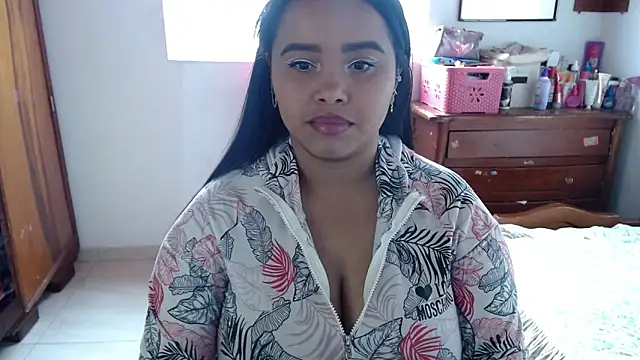 Snapshot of AINARA__STONE chatting on 12.27.24 AINARA STONE online show from 12.27.24
