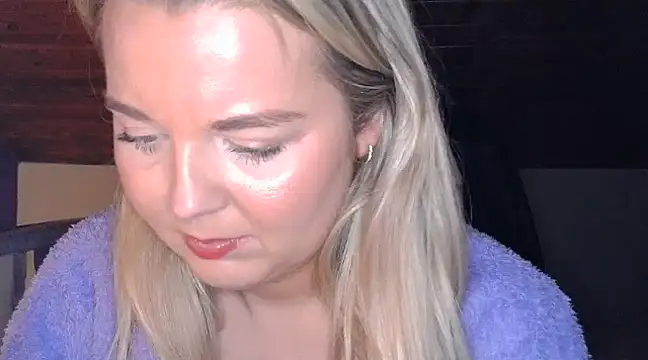 Snapshot of Jessica69G chatting on 02.21.25 Jessica69G online show from 02.21.25