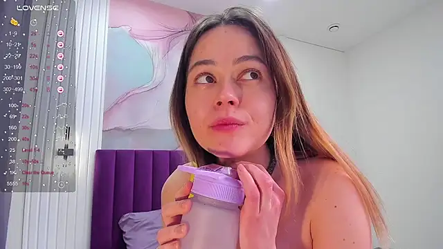 Snapshot of Kelly_Cuutie chatting on 02.01.25 Kelly Cuutie online show from 02.01.25